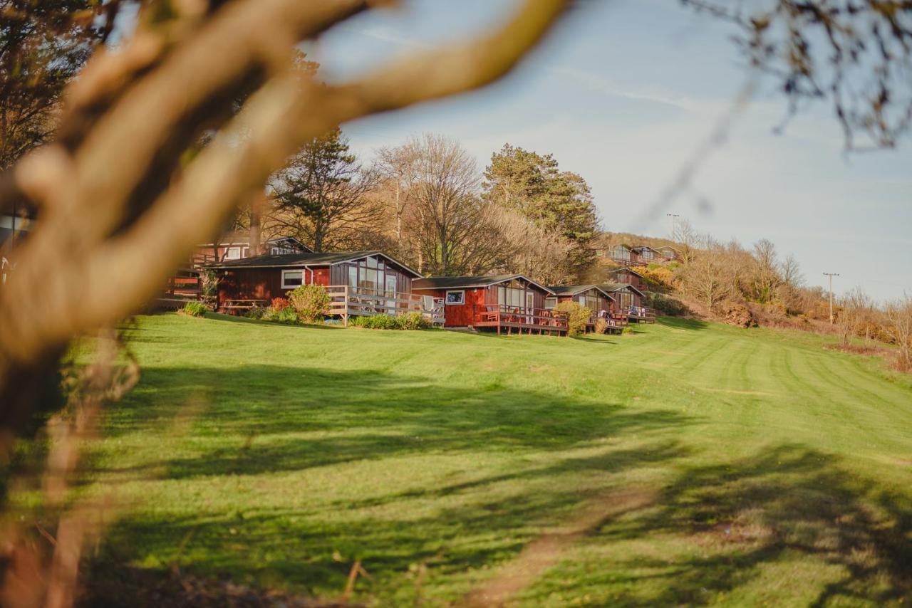 ברואד הייבן Timber Hill Self Catering Cedar Lodges מראה חיצוני תמונה